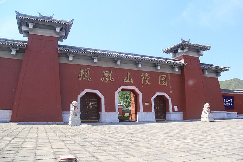 冬天陵园选墓推荐：凤凰山陵园